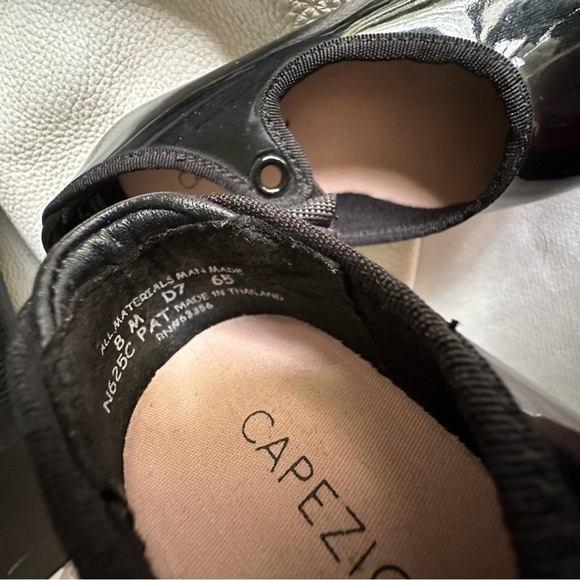 Capezio Jr. Tyette Toddler Black Patent Tap Shoes | 8M - Picture 2 of 7